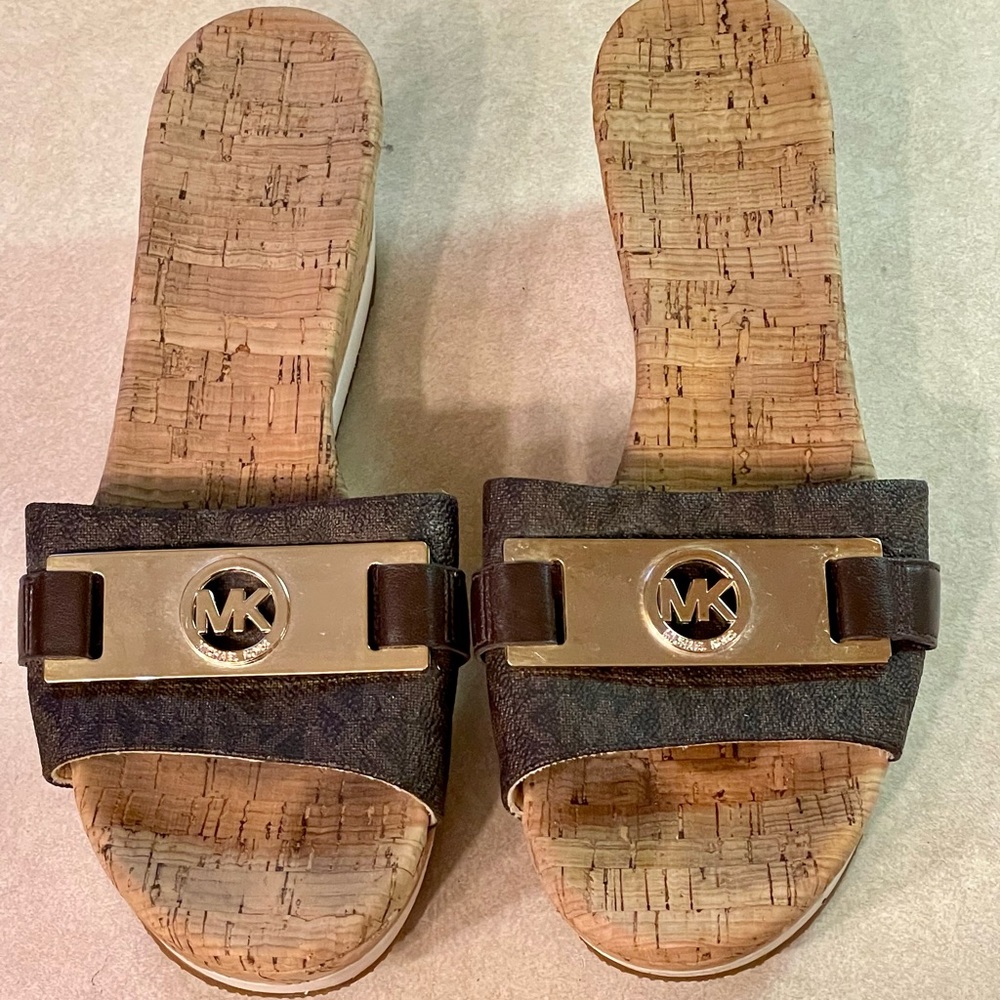 MK Michael Kors wedge sandals 10M